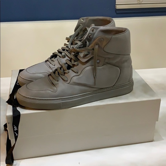 Balenciaga Other - Balenciaga Trainer size 42 Gray